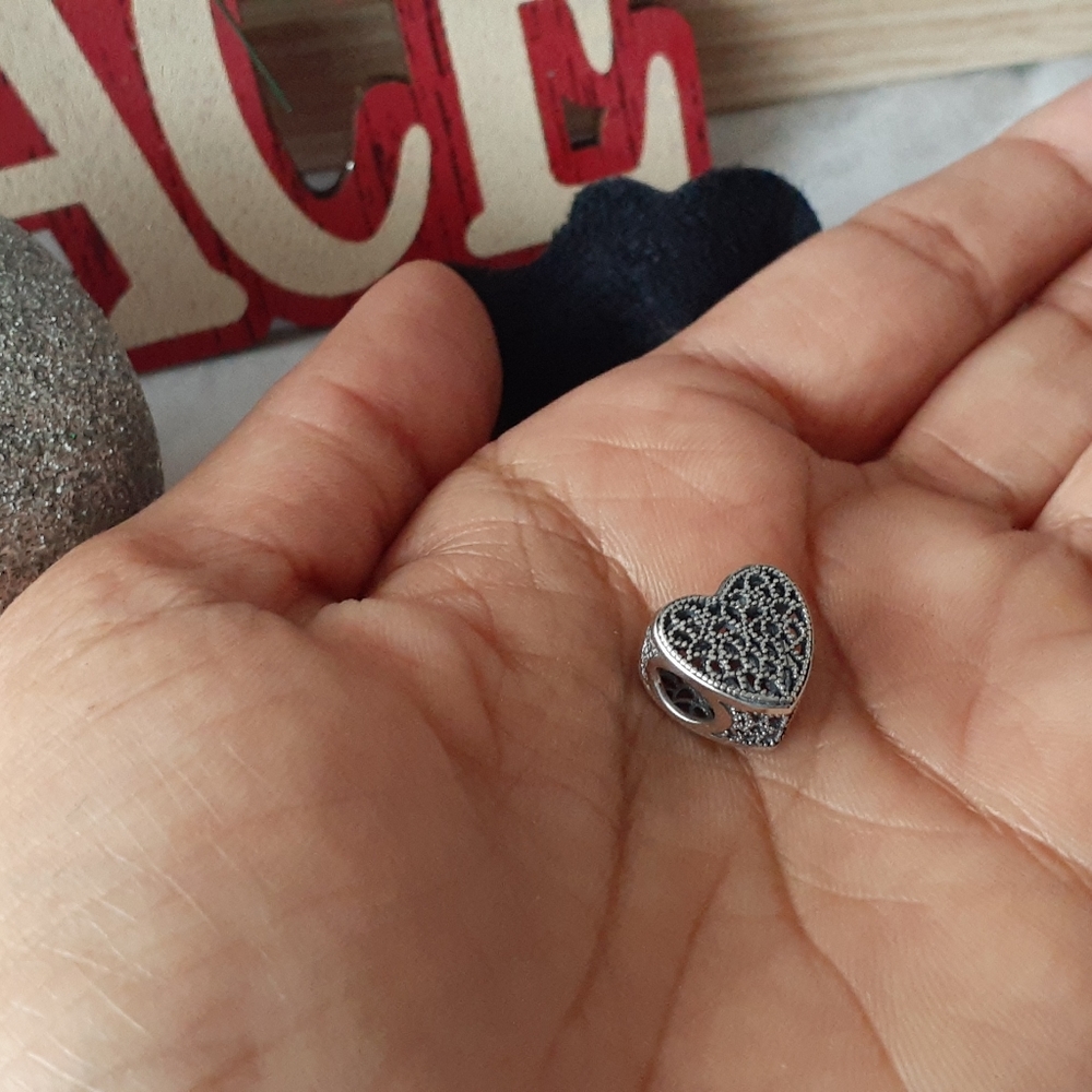 Charm heart
